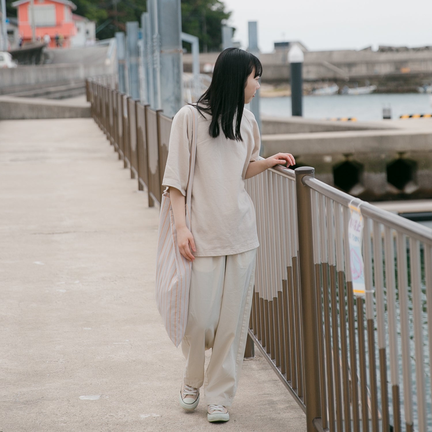 Raglan sleeve<br>straight T-shirts<br>No.2081
