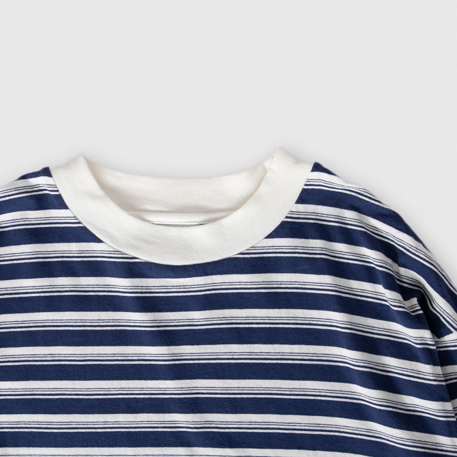 Long sleeve T-shirts<br>No.2583