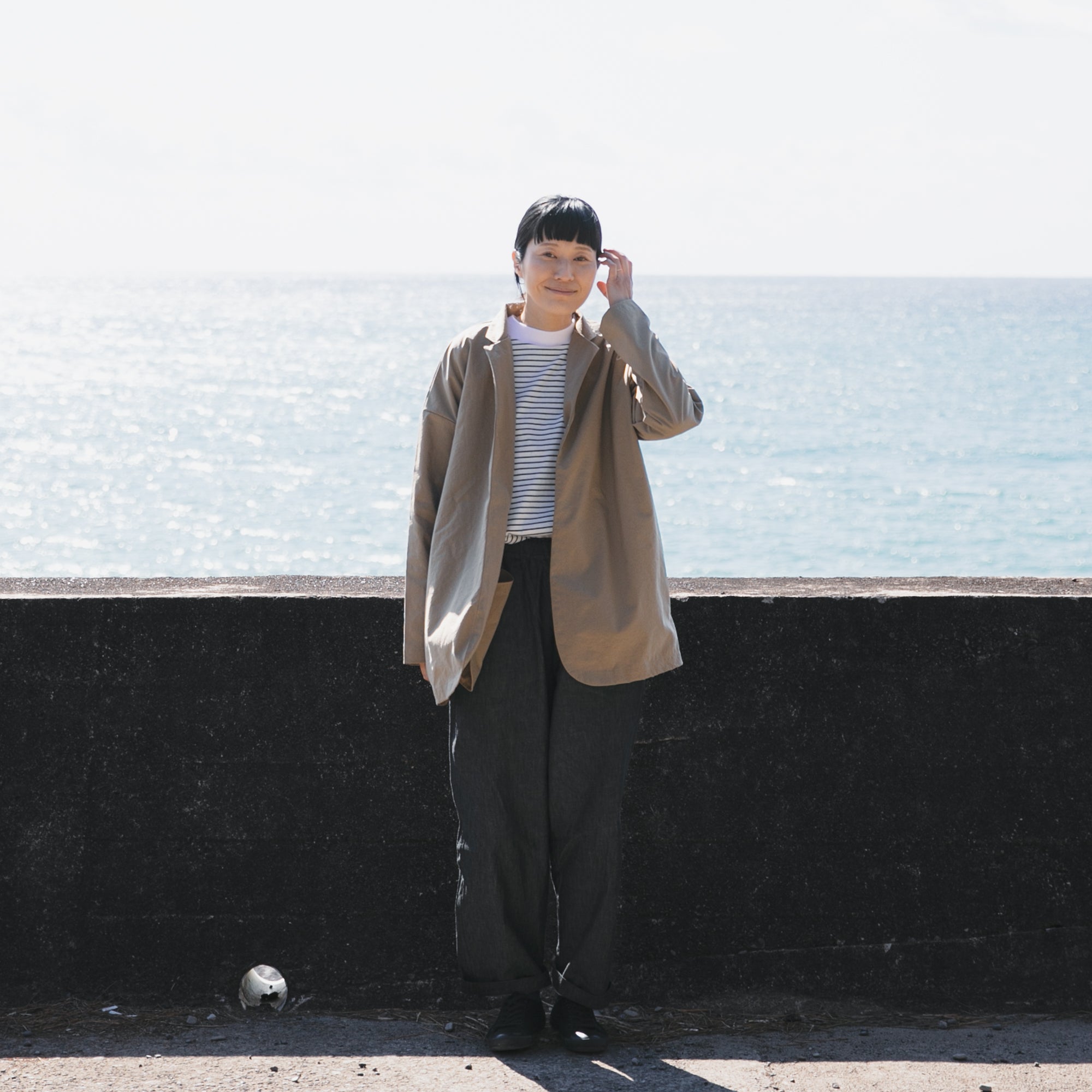 Nylon round cardigan<br> tailored collar<br> No.2560