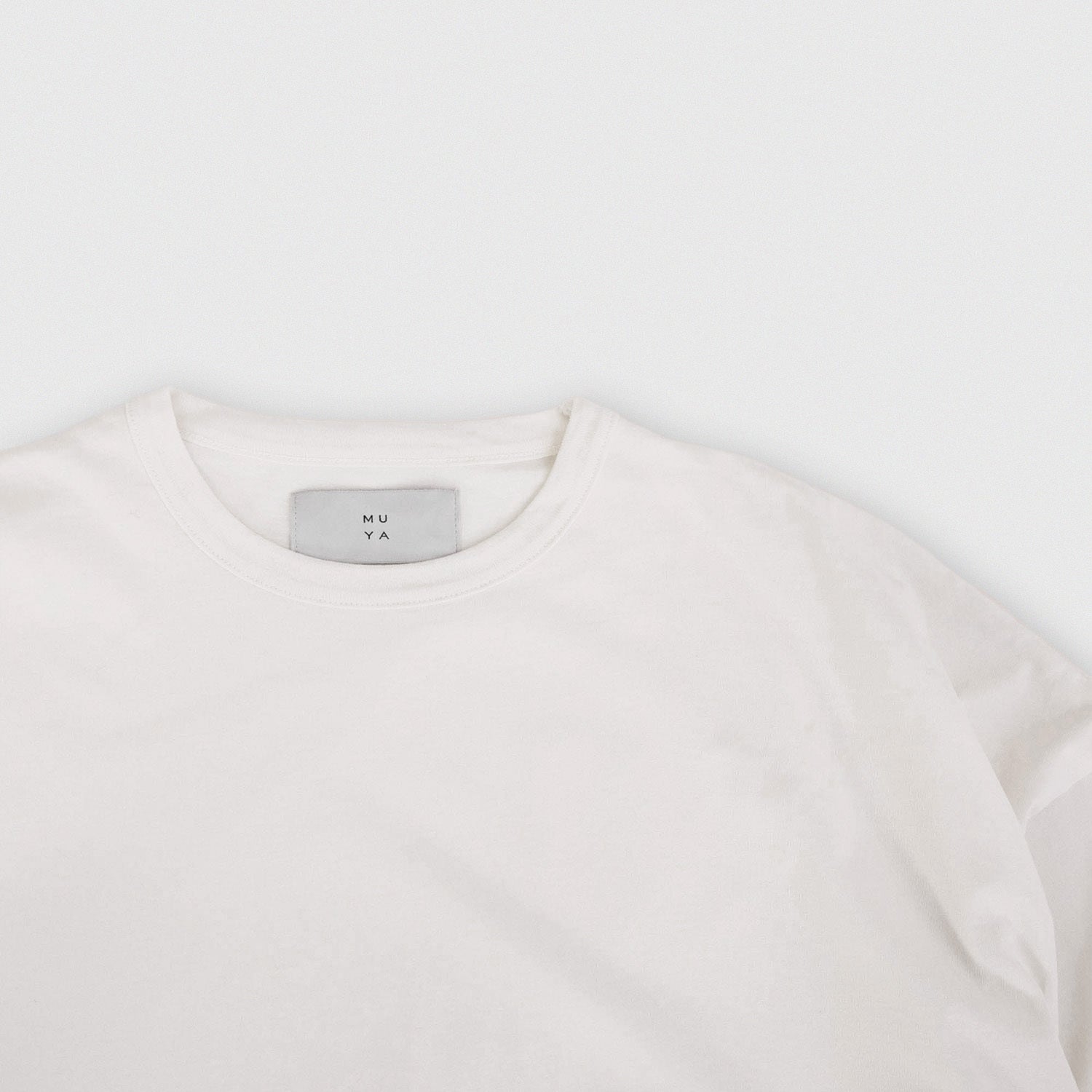 Straight T-shirts<br>No.2579