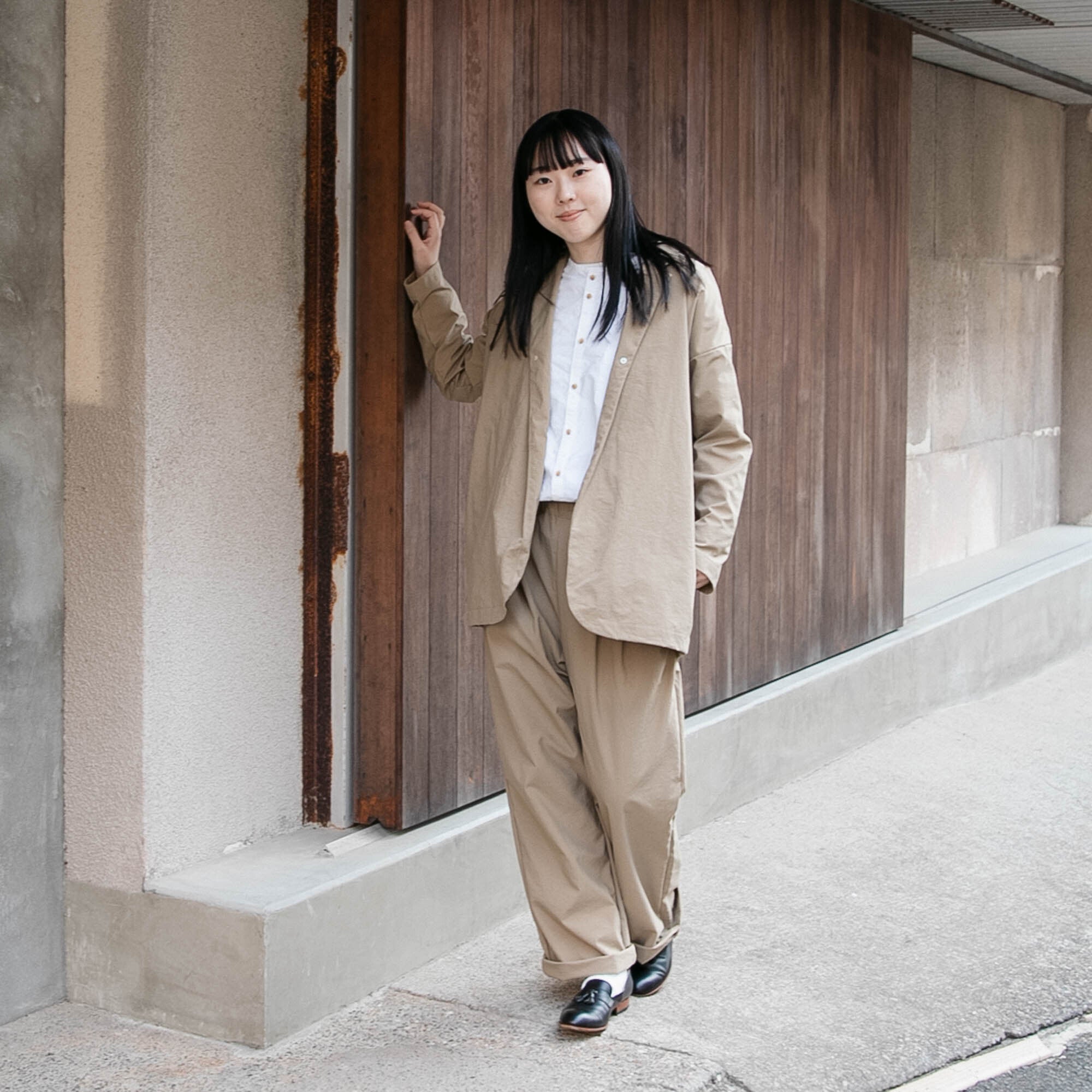 Nylon round cardigan<br>tailored collar<br>No.2560