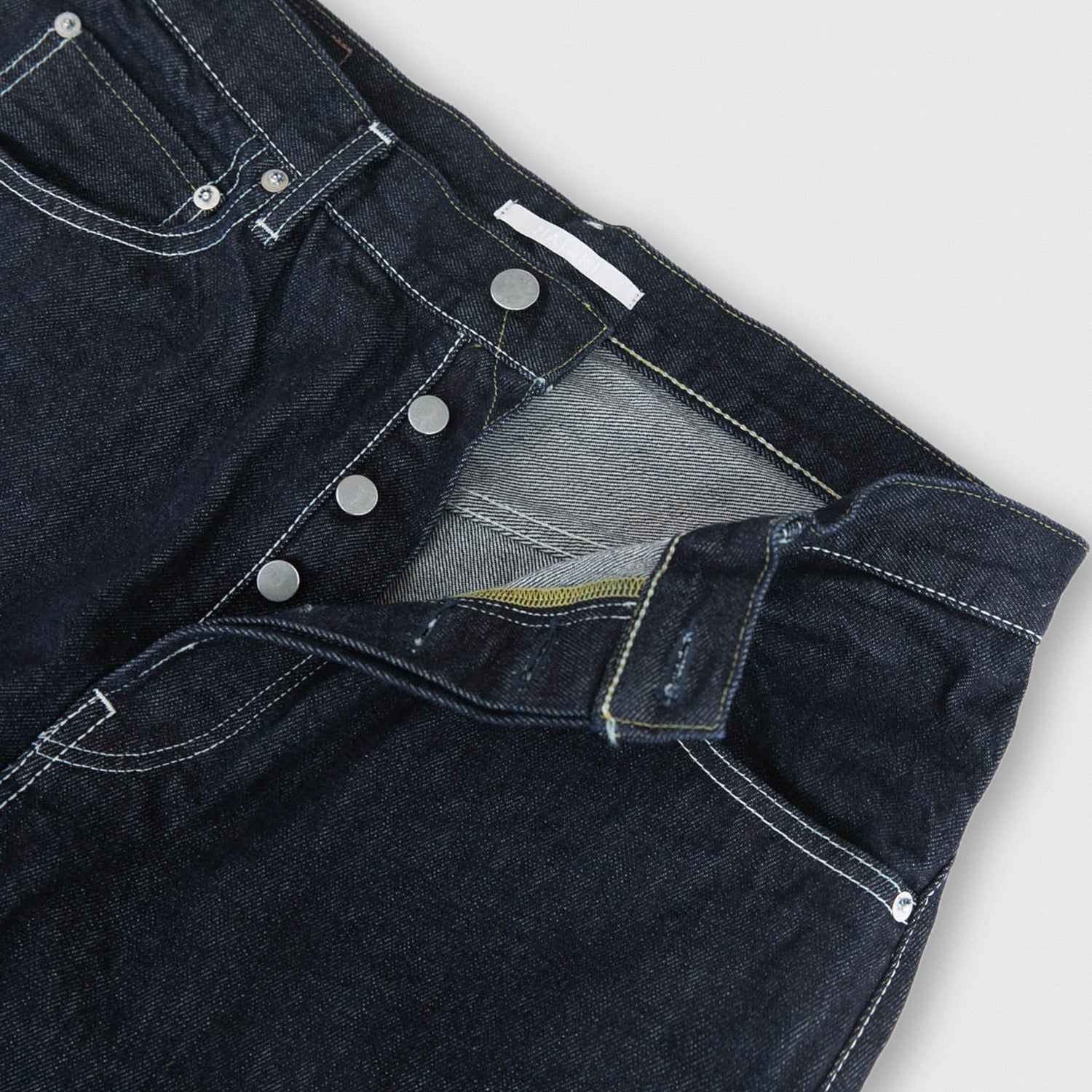 HATSKI<br>Wide Tapered Denim<br>HTK-Denim03