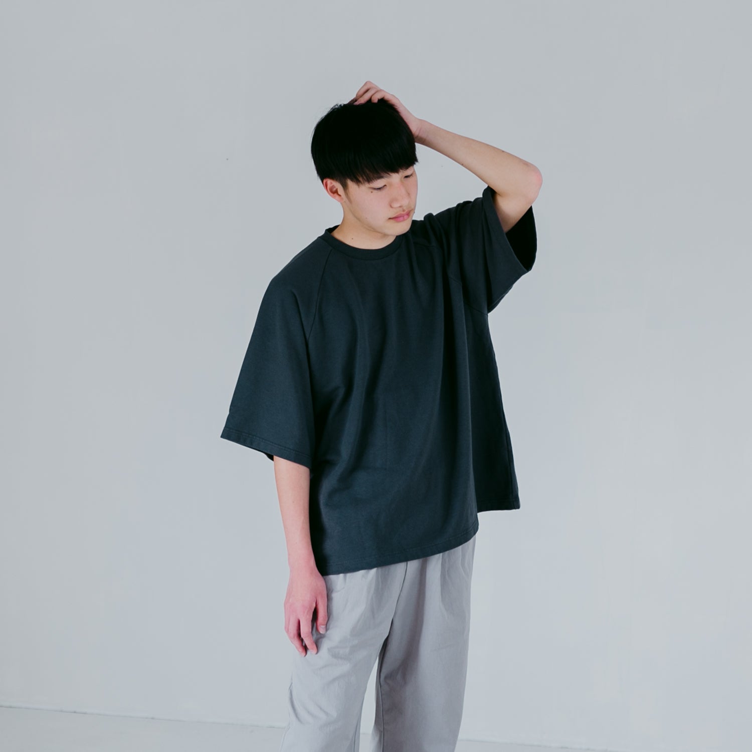 Raglan sleeve<br>straight T-shirts<br>No.2081