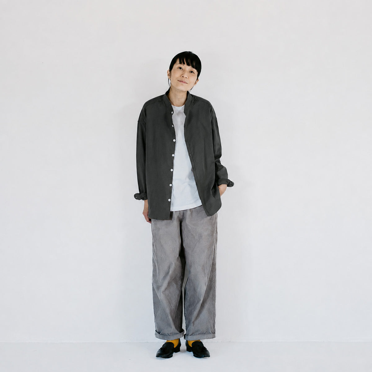 Drop shoulder<br>Atelier shirts relax<br>Stand collar<br>No. 2304