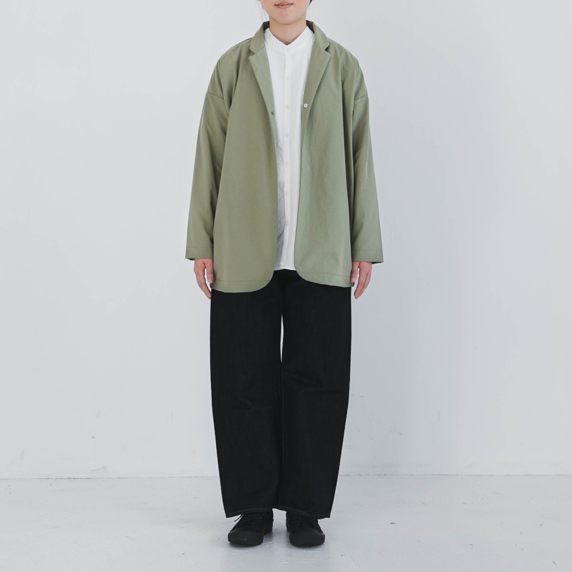 Nylon round cardigan<br>tailored collar<br>No.2560