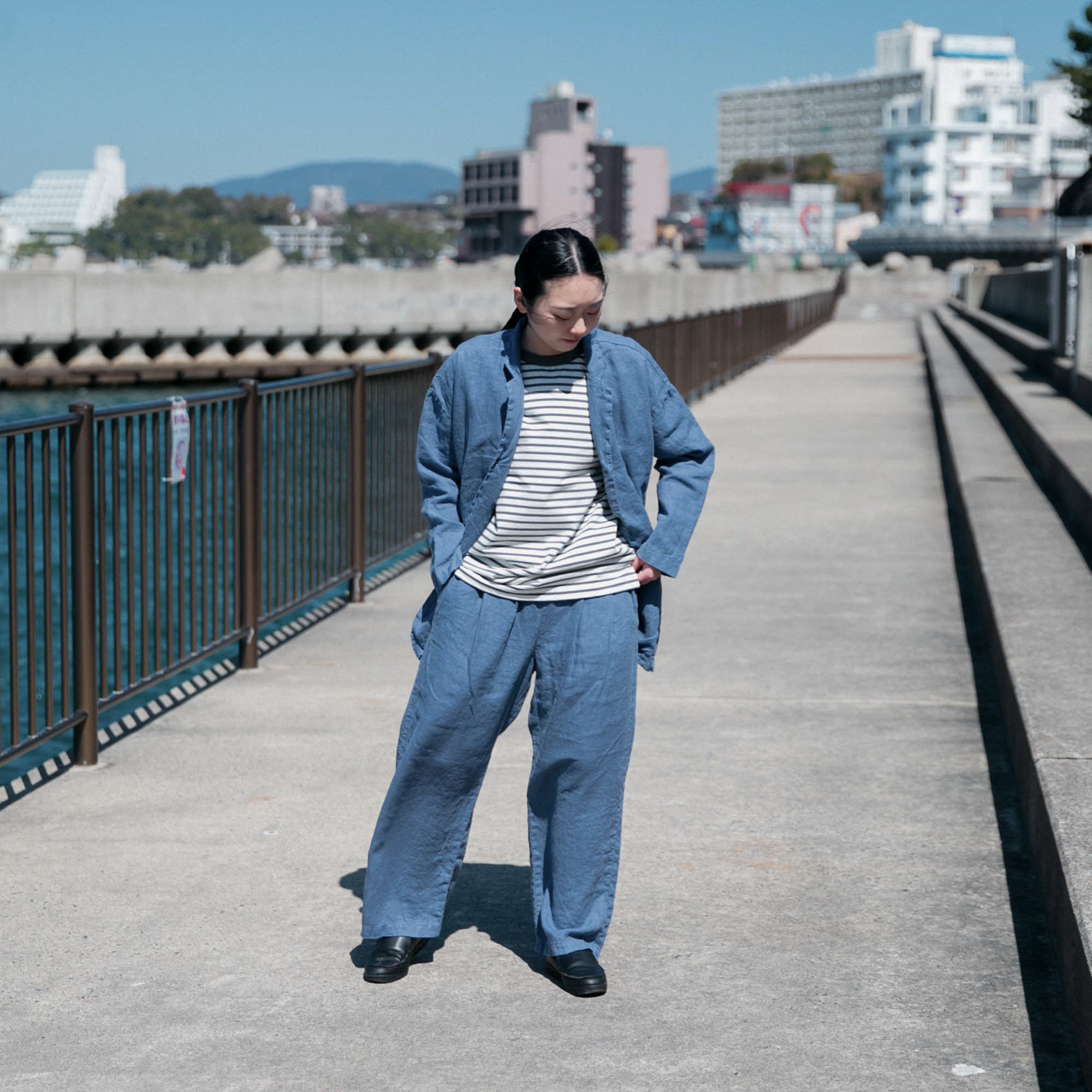 Linen round cardigan<br>tailored collar<br>No.2563