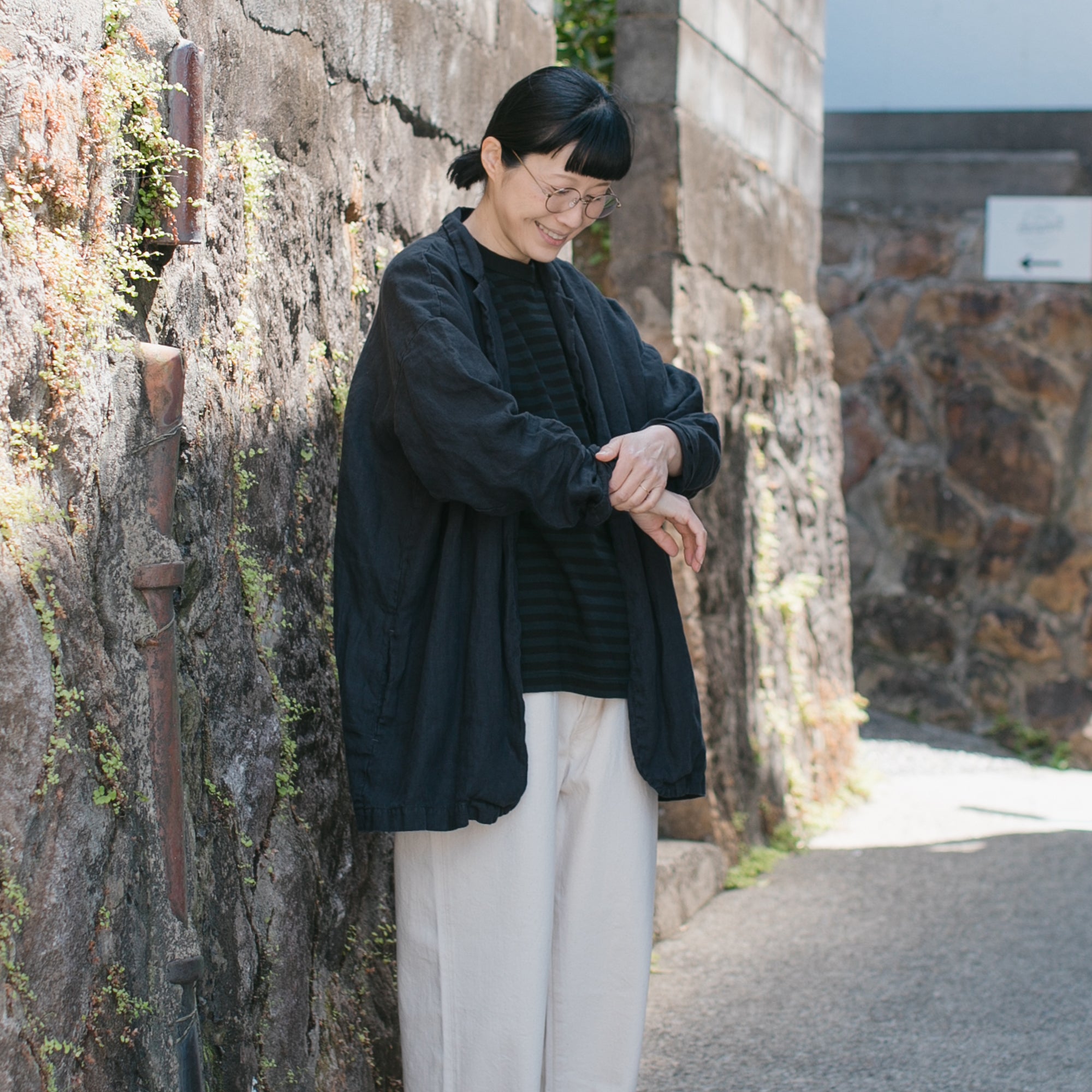 Linen round cardigan<br>tailored collar<br>No.2563