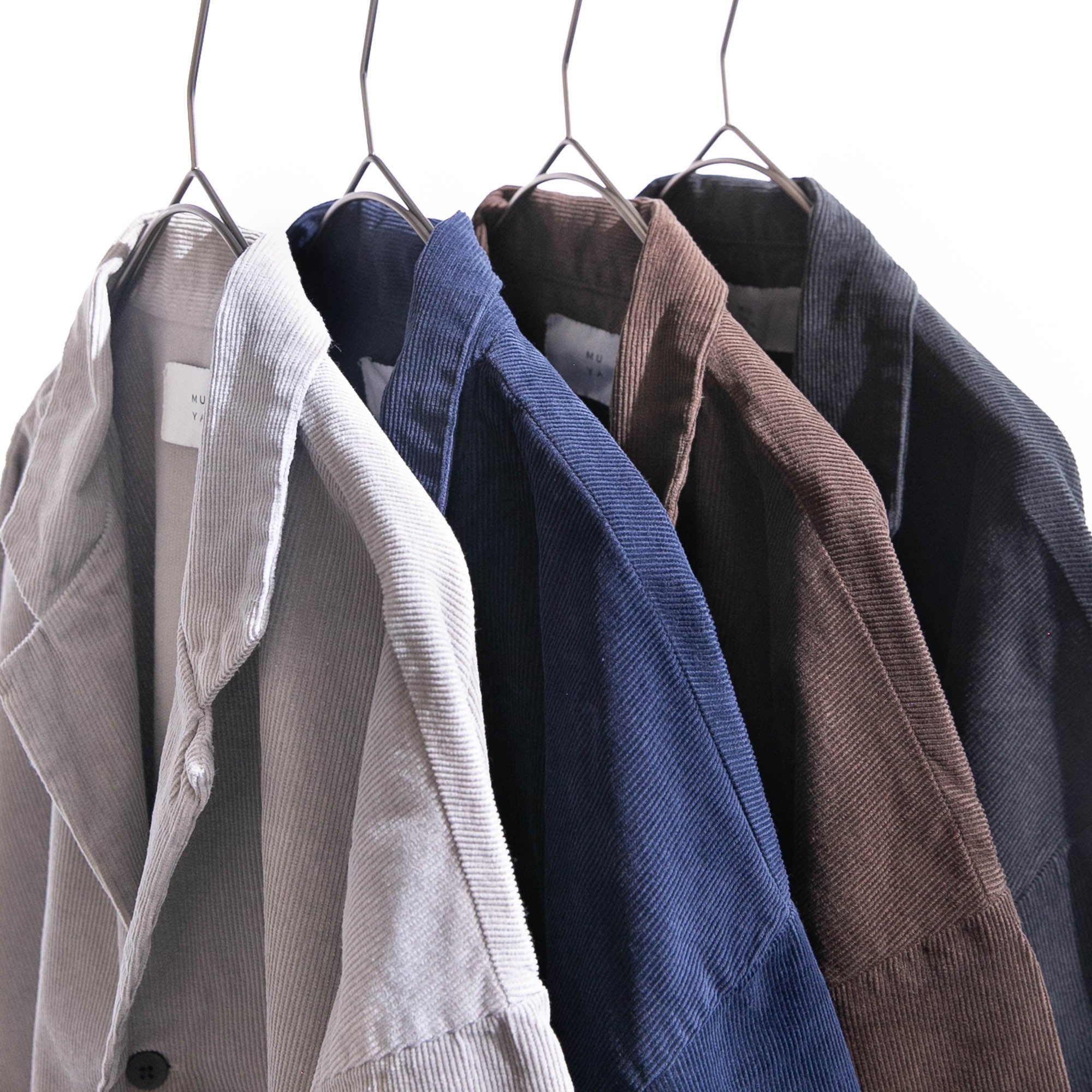 Corduroy<br>livery coat<br>tailored collar<br>No.2609