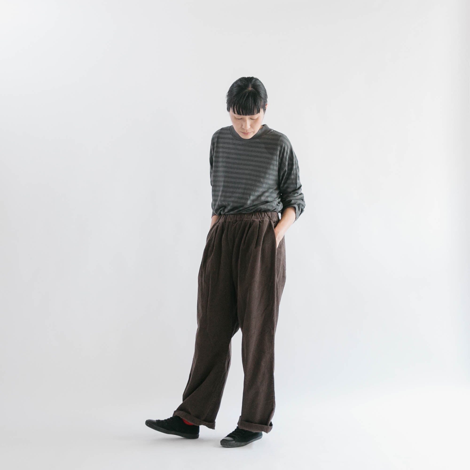 Corduroy<br> Relax semi-wide pants<br> No.2611