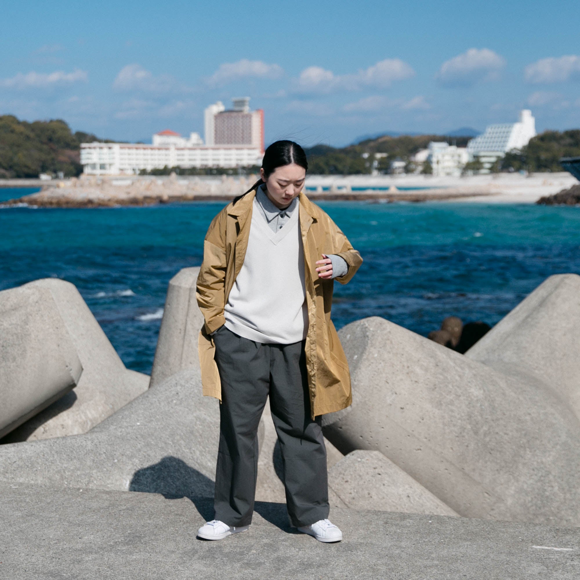Nylon soutien collar<br>wide coat<br>No.2616