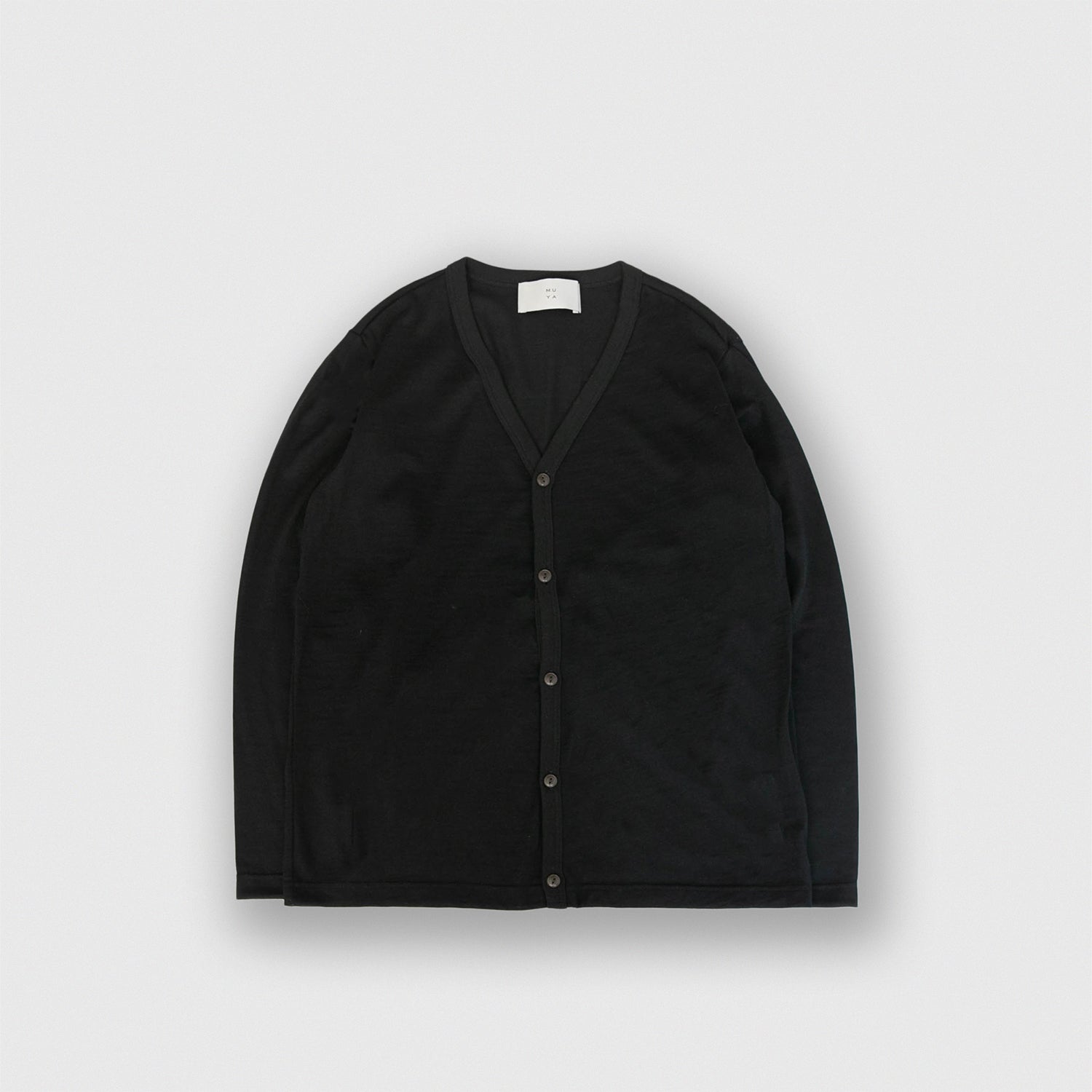 Merino wool<br> V-neck cardigan<br> No.2624