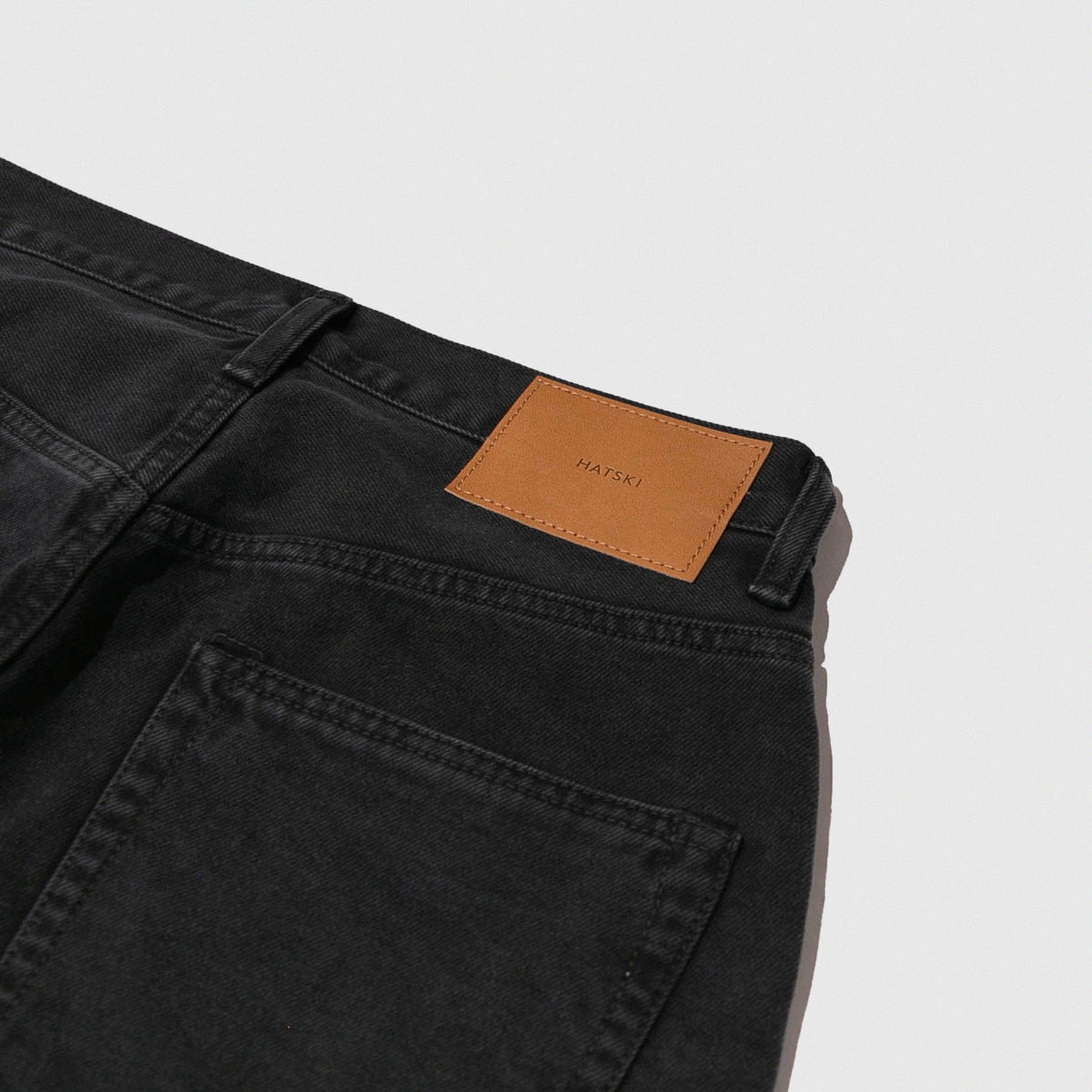HATSKI<br> Wide Tapered Denim<br> HTK-22003