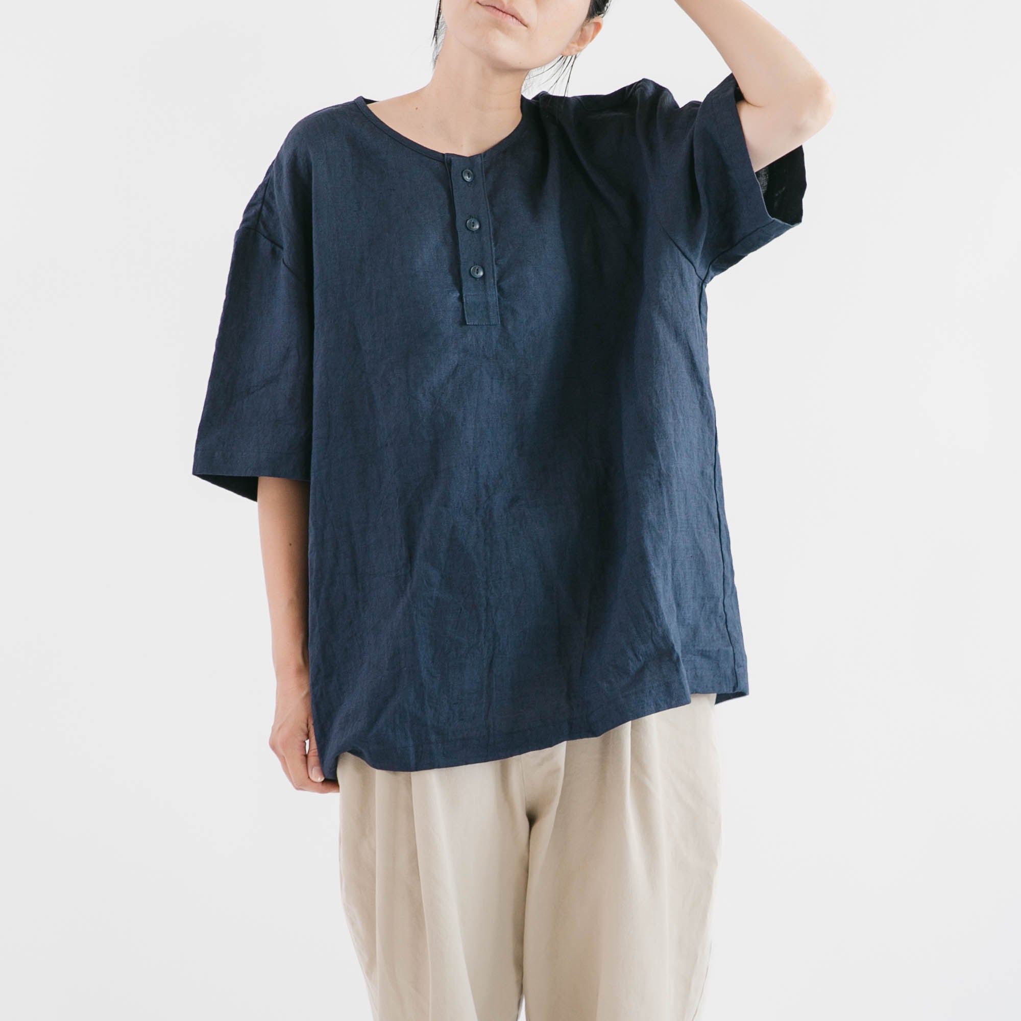 Short sleeve<br>henley neck shirts<br>No.2655