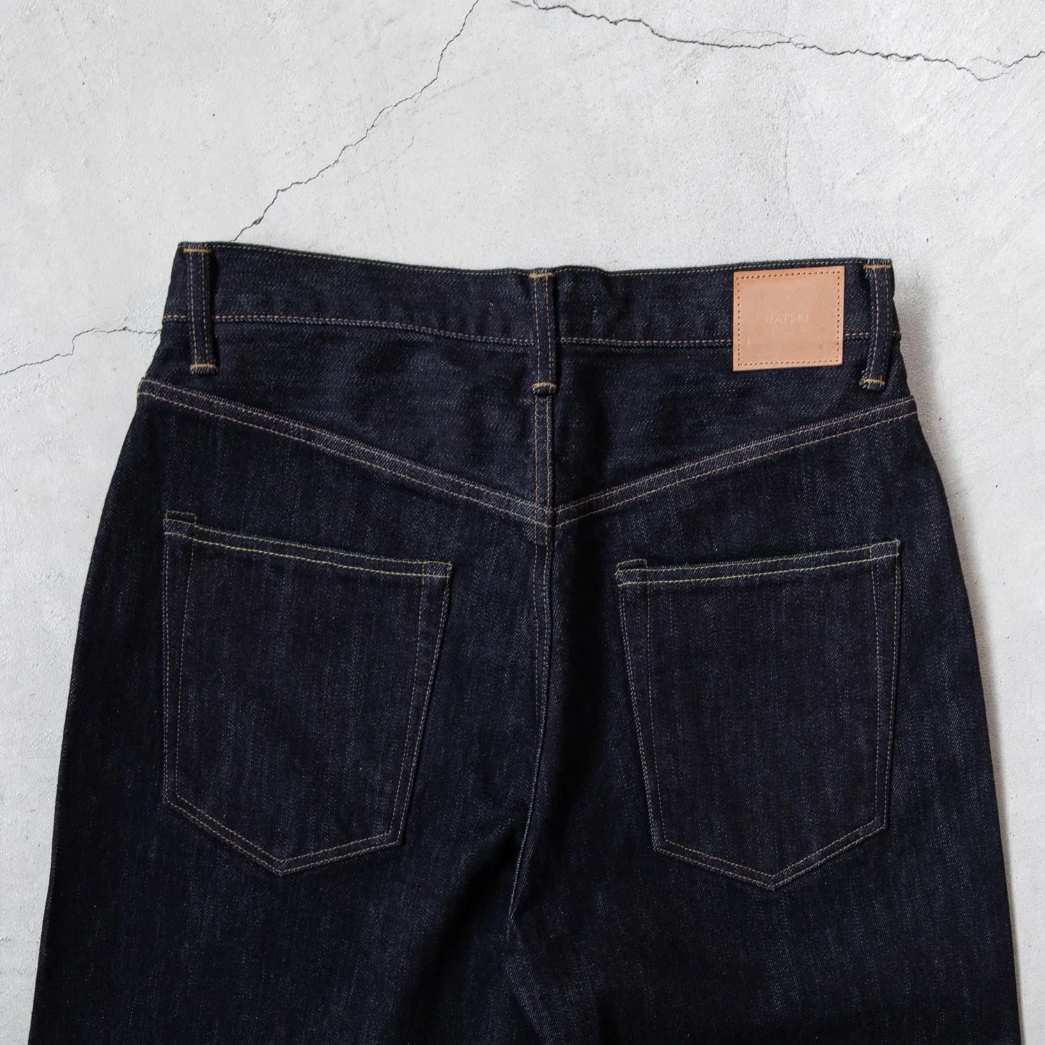 HATSKI/Wide Tapered Denim