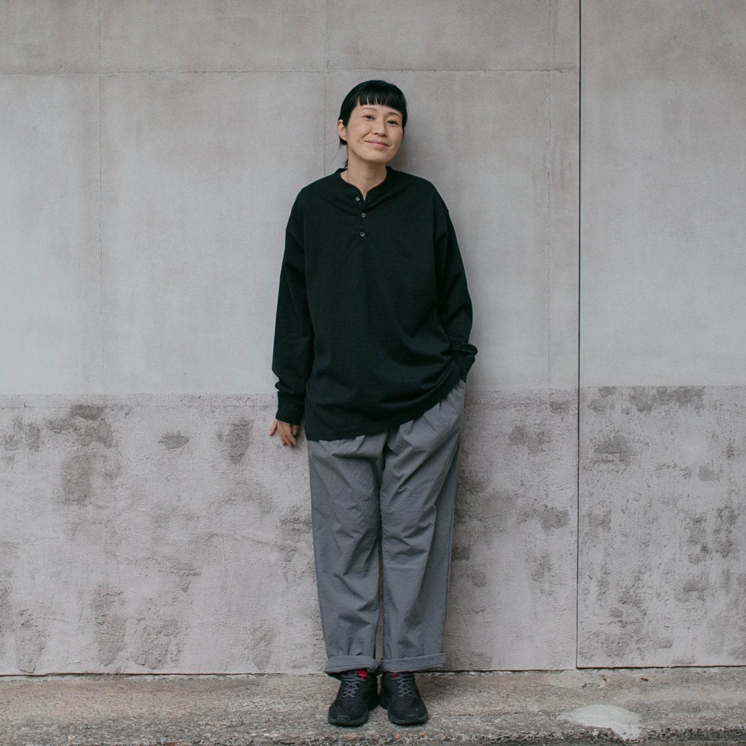 Ohh!/Henley Neck L/S