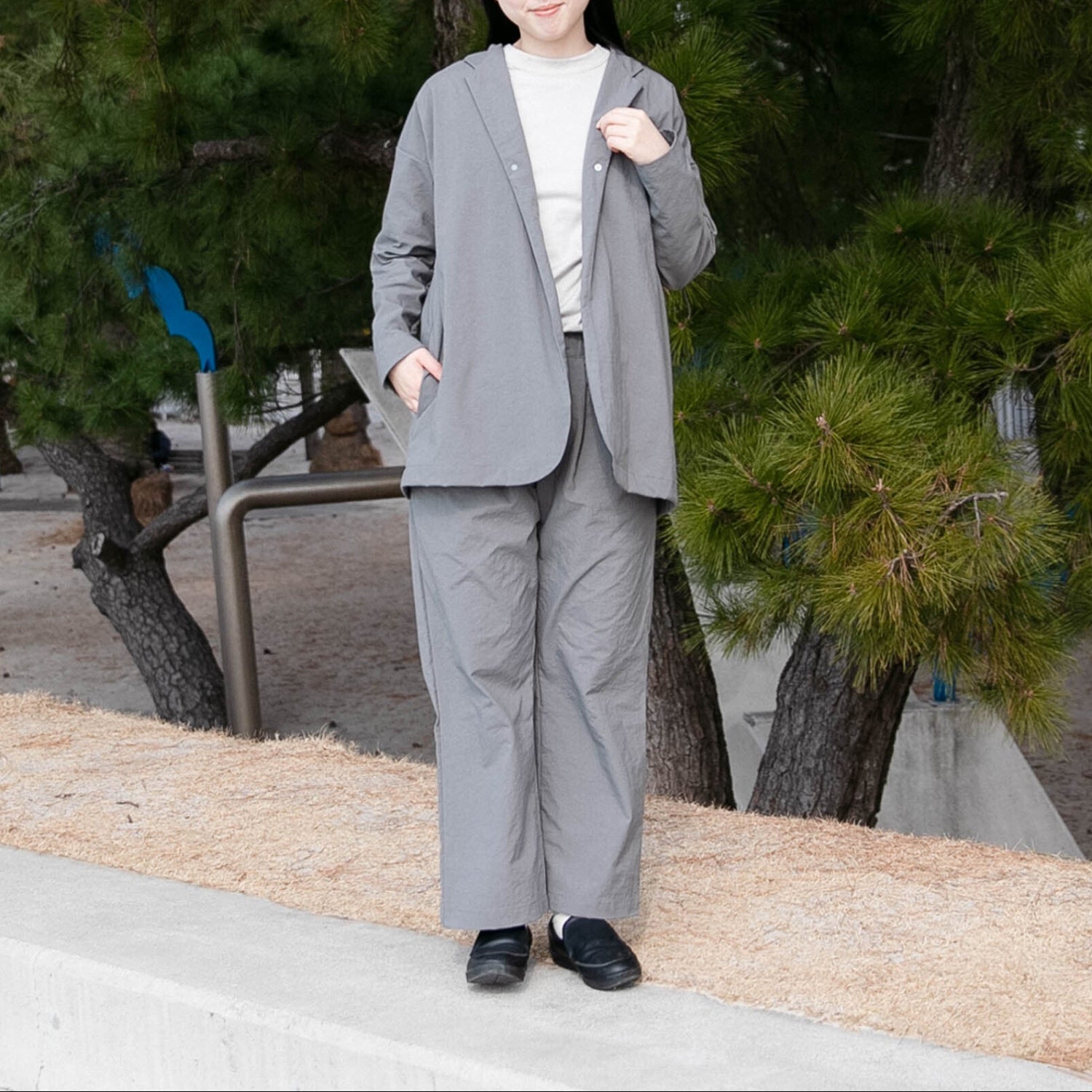 Nylon round cardigan<br> tailored collar<br> No.2560