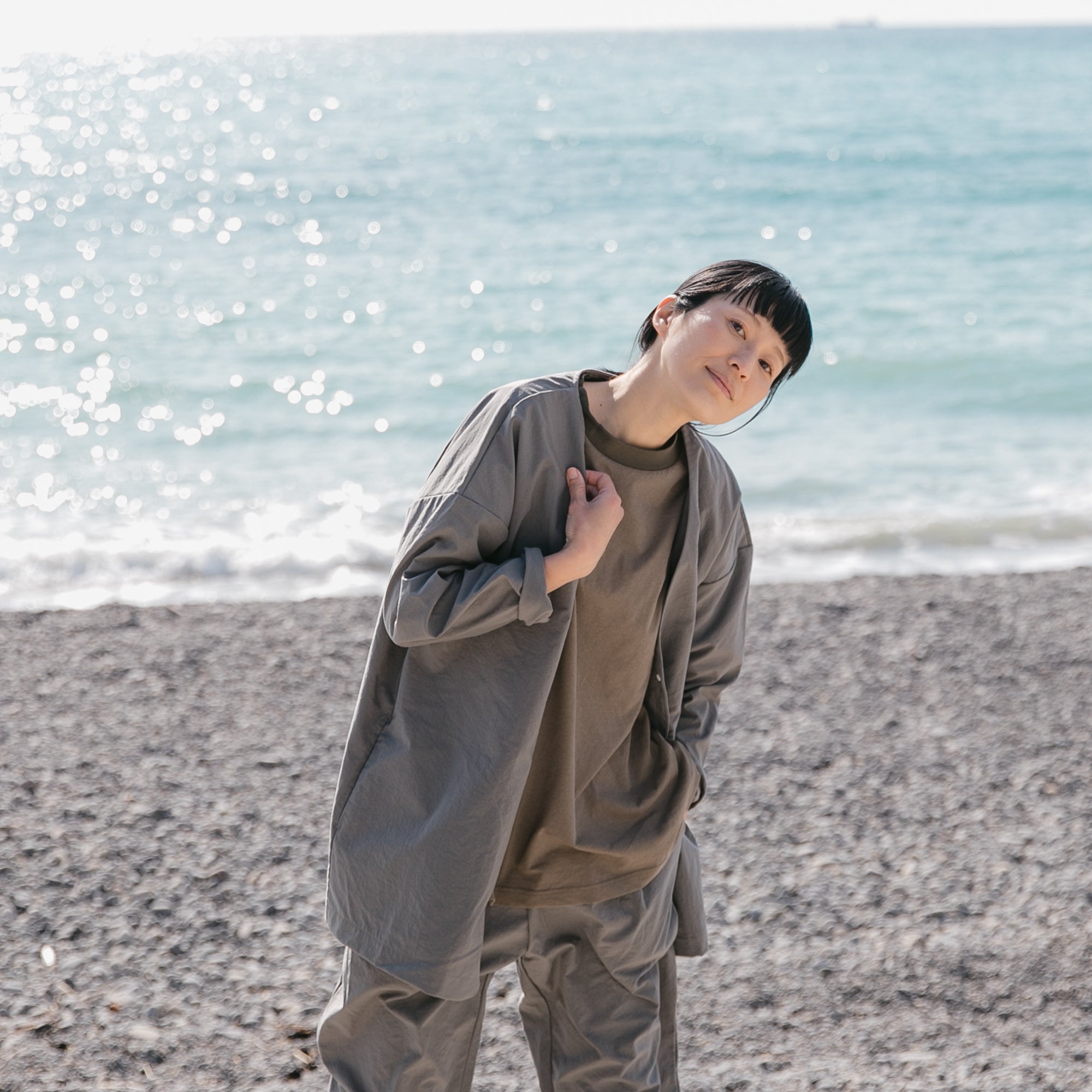 Nylon round cardigan<br>No.2424