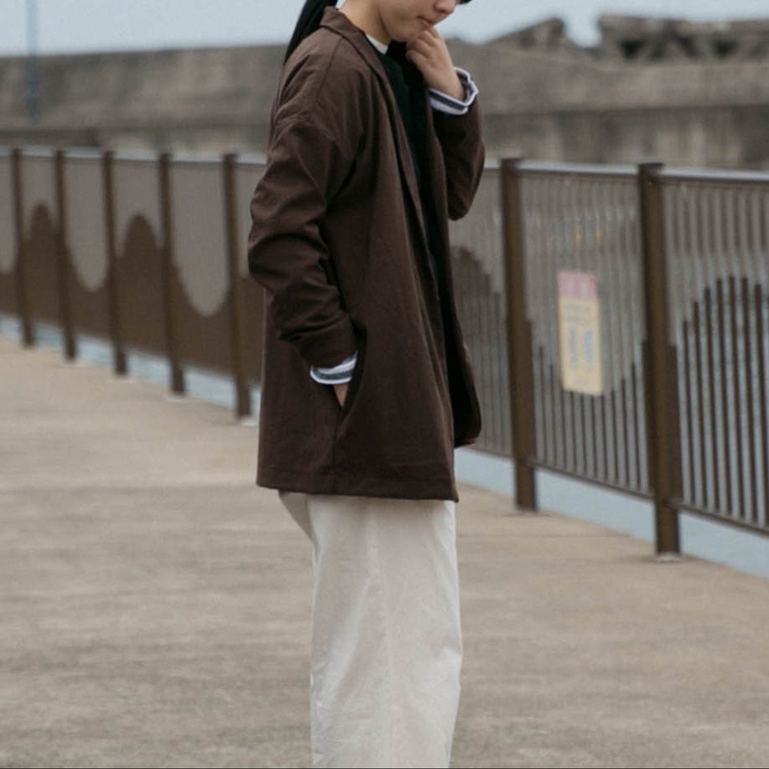 Nylon round cardigan<br> tailored collar<br> No.2560