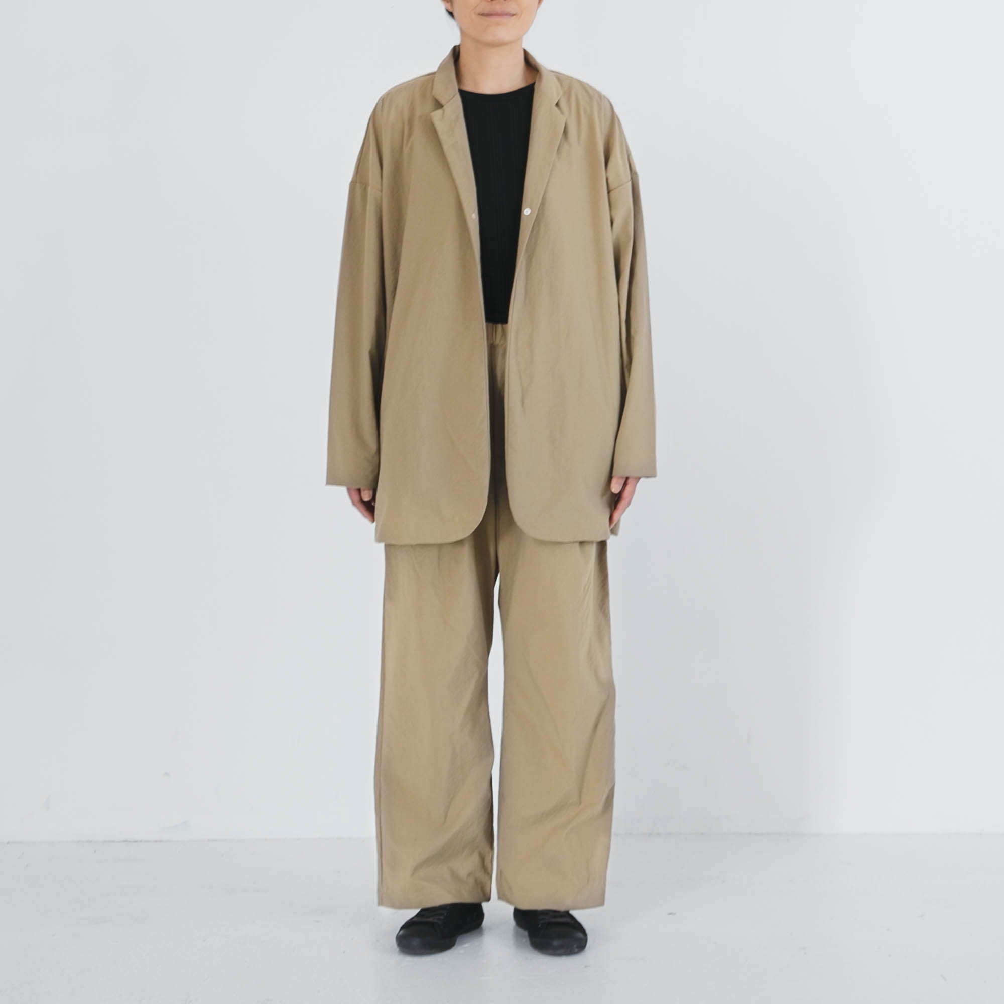 Nylon round cardigan<br>tailored collar<br>No.2560