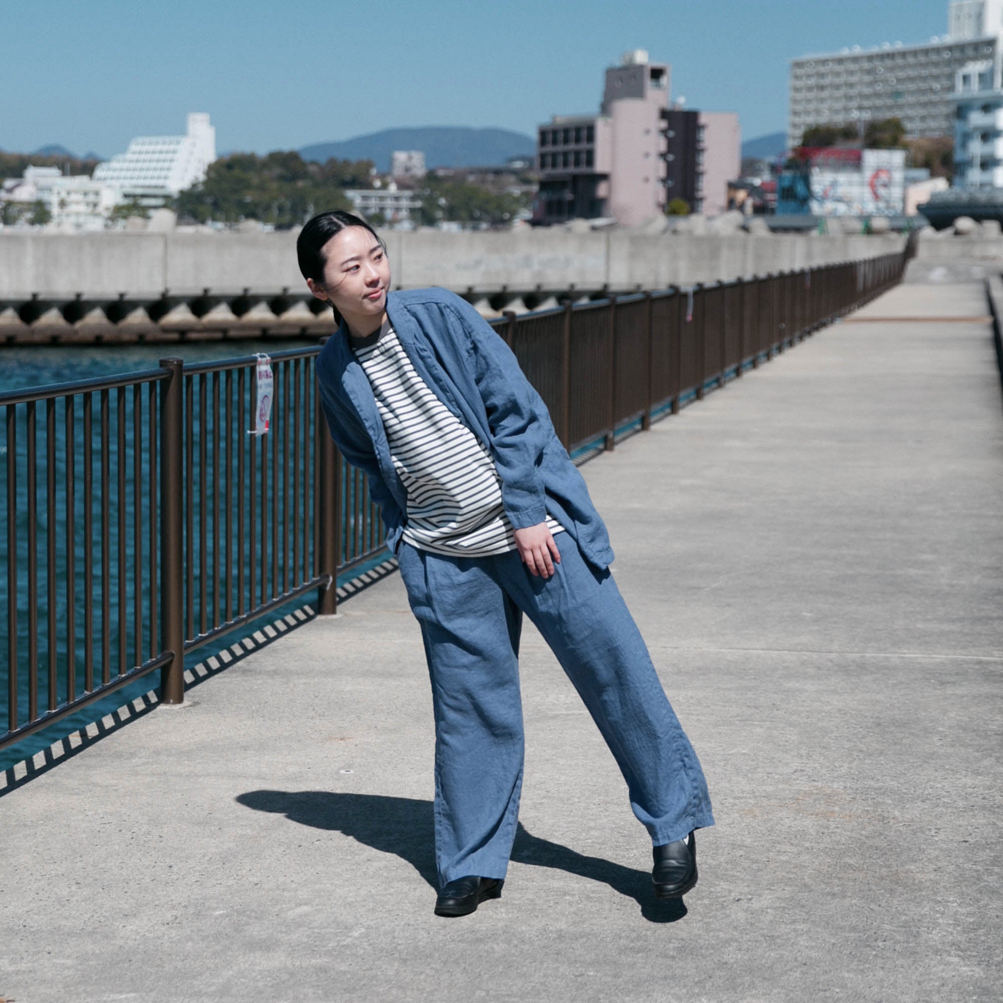 Linen round cardigan<br>tailored collar<br>No.2563