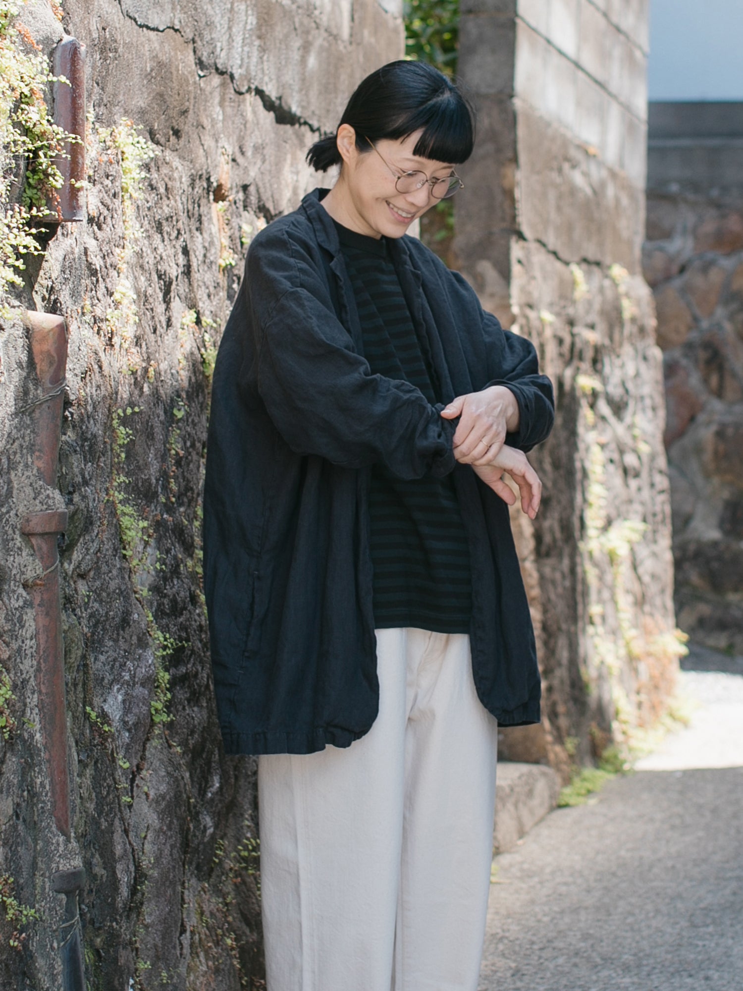 Linen round cardigan<br>tailored collar<br>No.2563