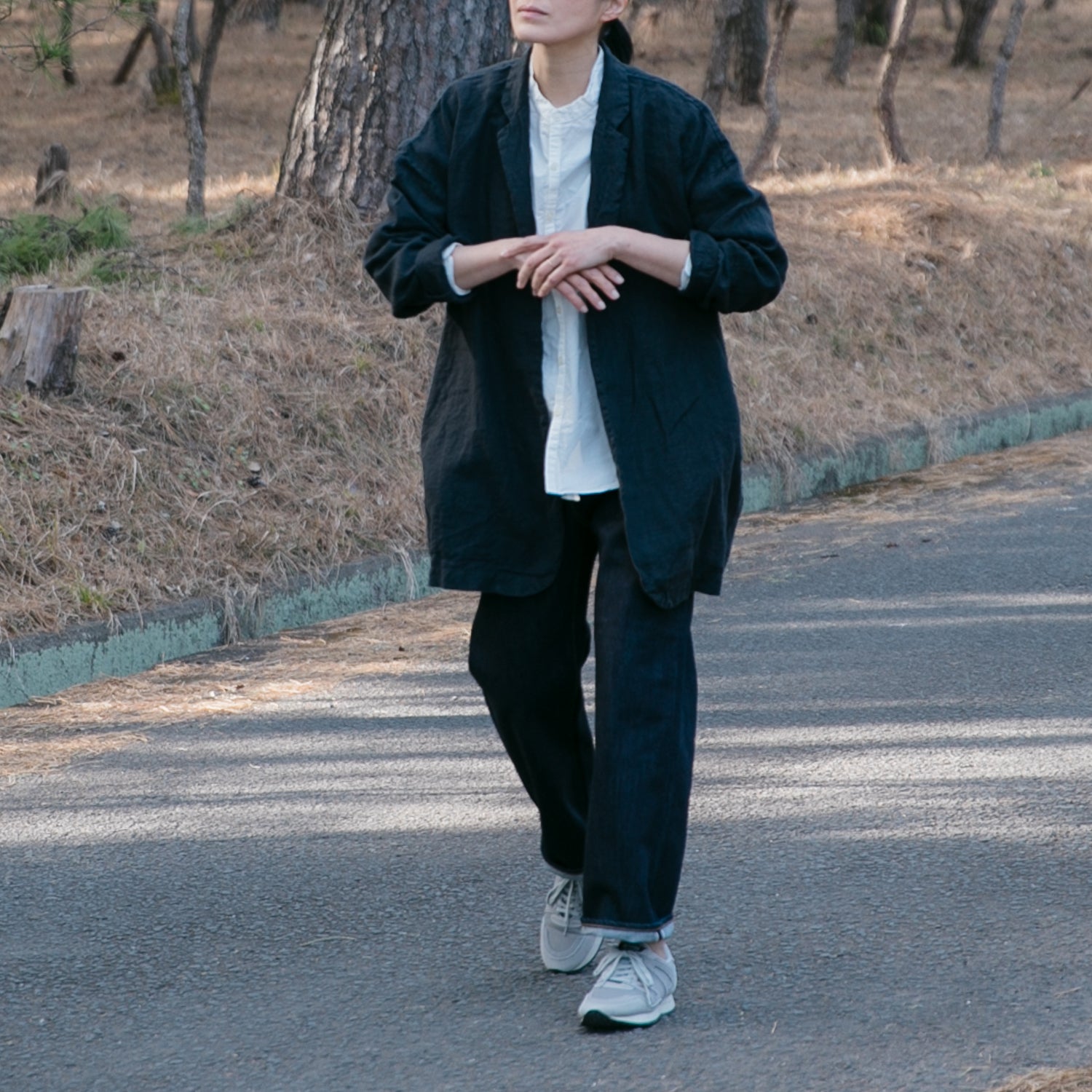 Linen round cardigan<br>tailored collar<br>No.2563