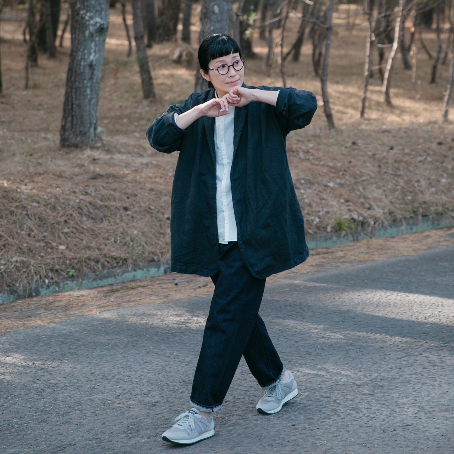 Linen round cardigan<br>tailored collar<br>No.2563