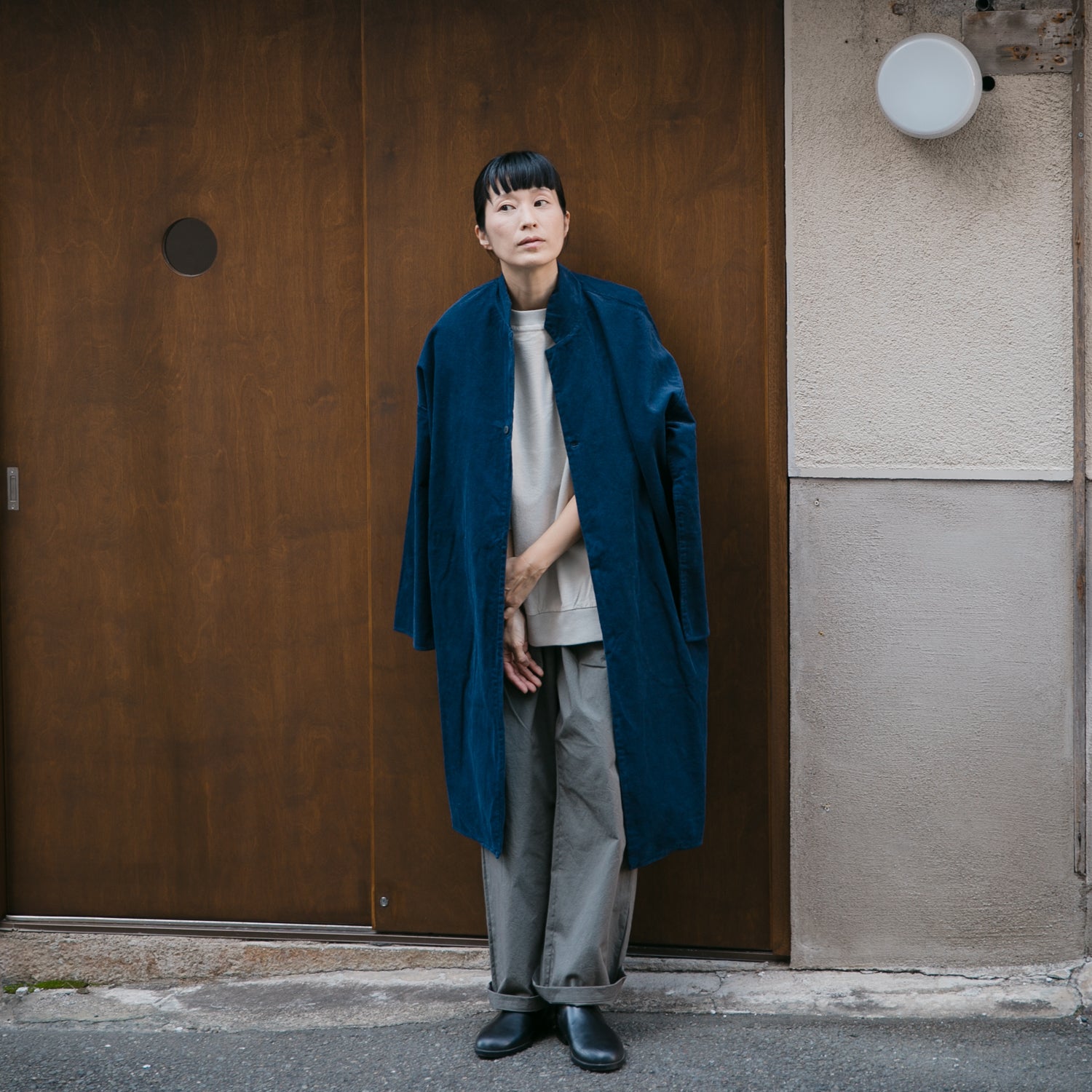 Corduroy<br> livery coat<br> tailored collar<br> No.2609