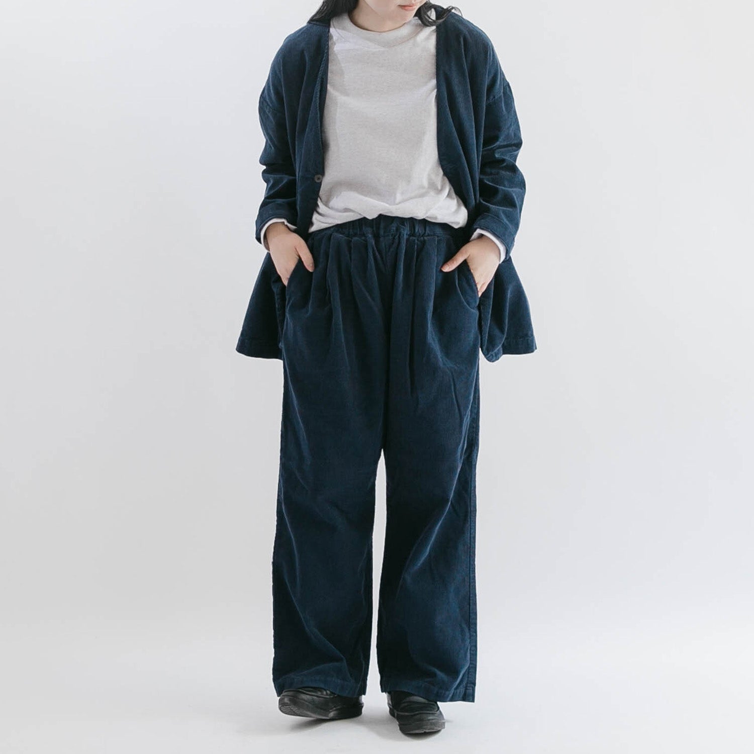 Corduroy<br>round cardigan<br>No.2610