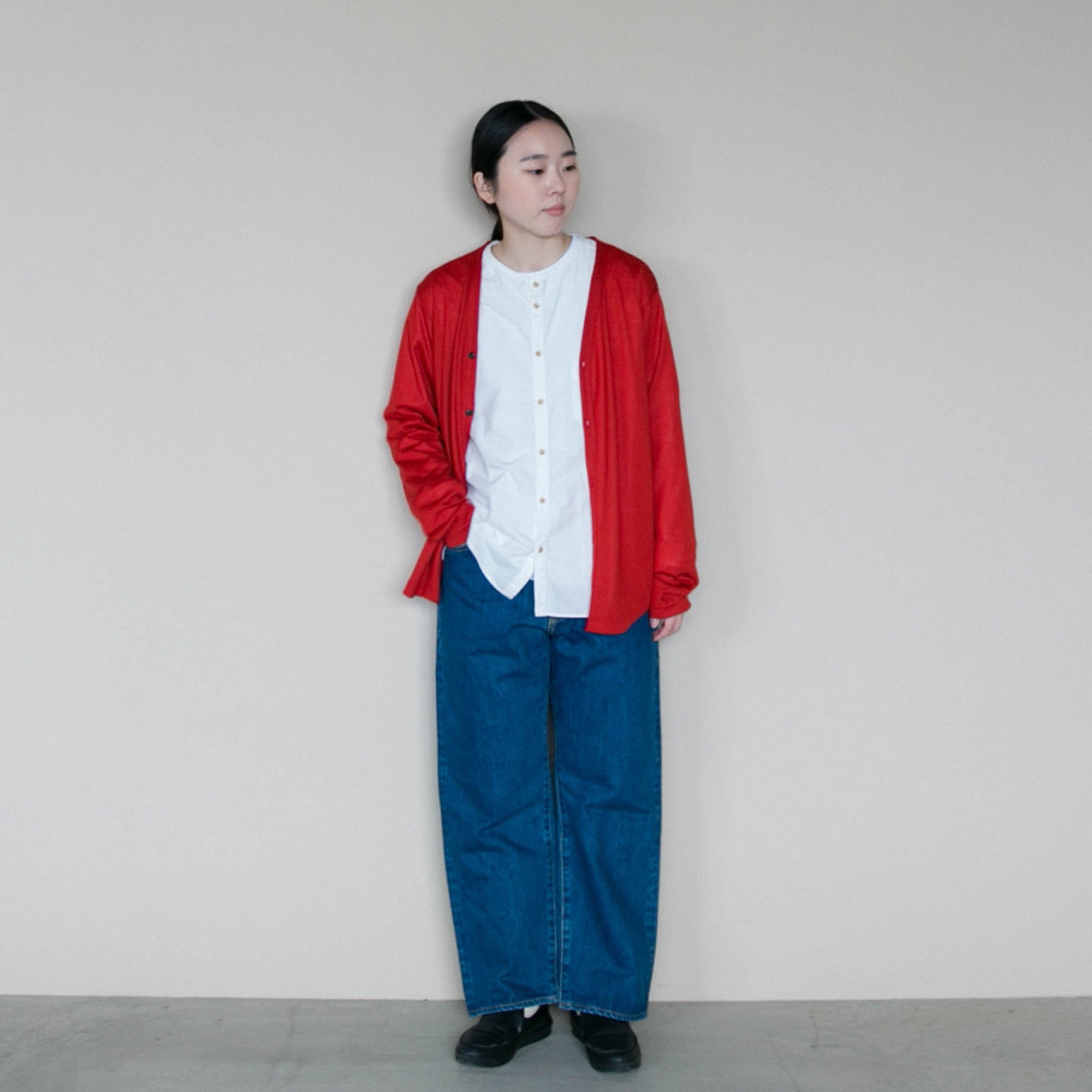 Merino wool<br>Vneck cardigan<br>No.2624