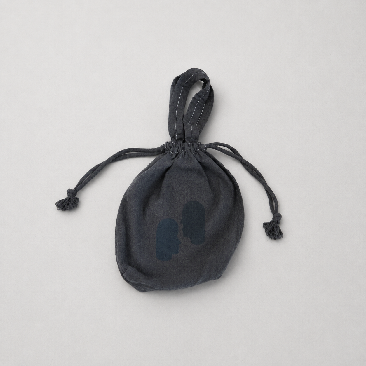 AYUM<br>Kinchaku bag