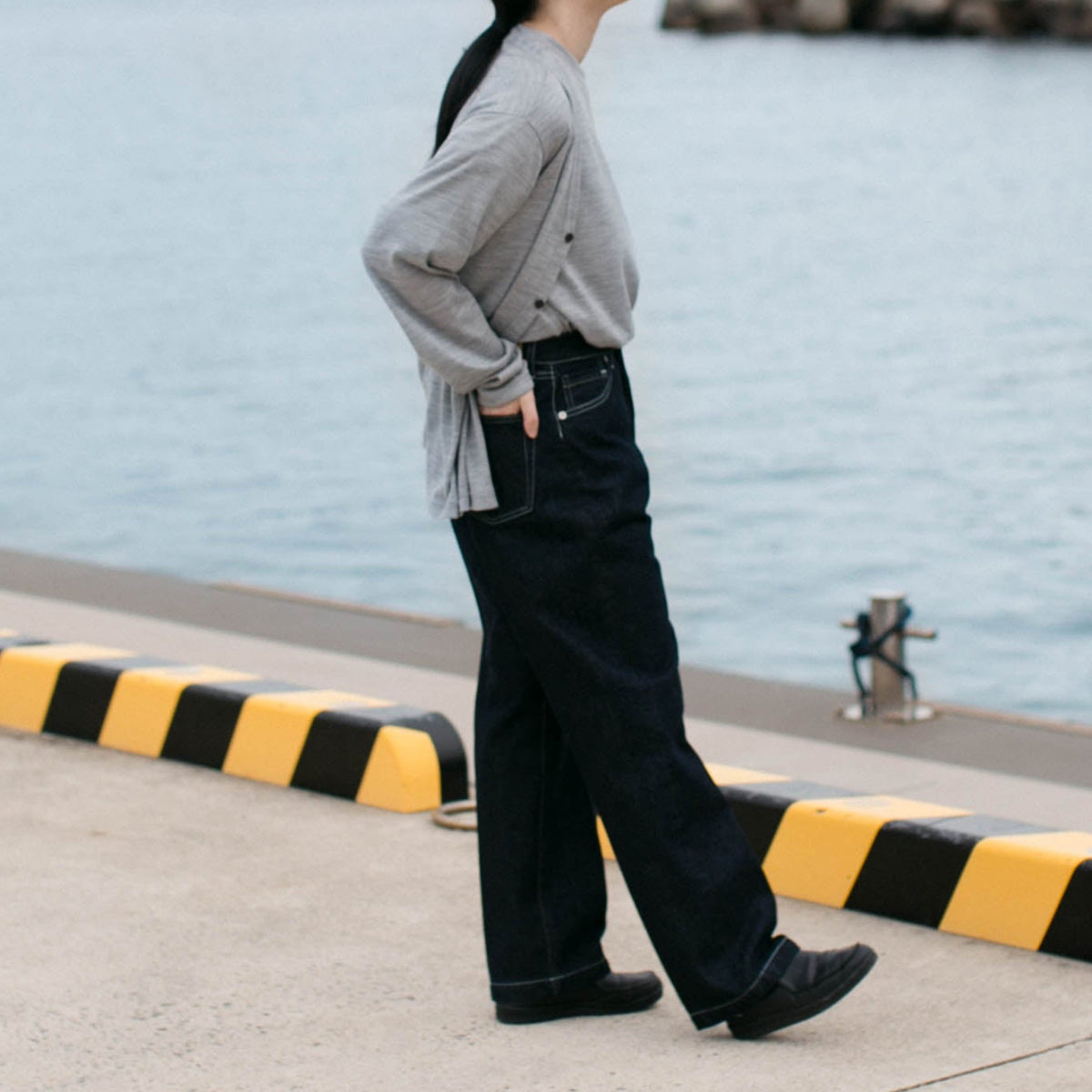 Merino wool<br> V-neck cardigan<br> No.2624
